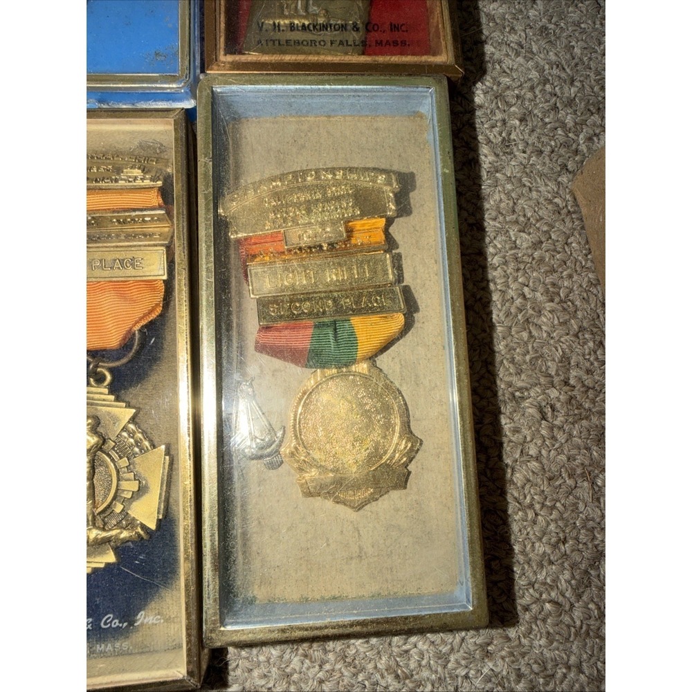 Lot of (17) Vintage Blackinton Rifle & Pistol Shooting Medals – Marksman Awards - Picture 4 of 11